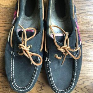 Sperry Shoes (8.5)